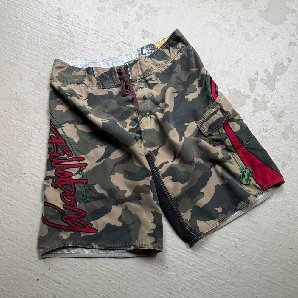 Vintage Billabong Camo Rasta Men's 32" Swim Trunks